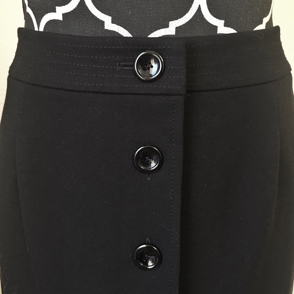 🆕 New Talbots black pencil skirt - Picture 2 of 5
